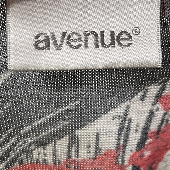 Avenue Womens Black Red White 3/4 Sleeves Asymmetrical Hem Top Blouse Plus 26 28 - Picture 11 of 16